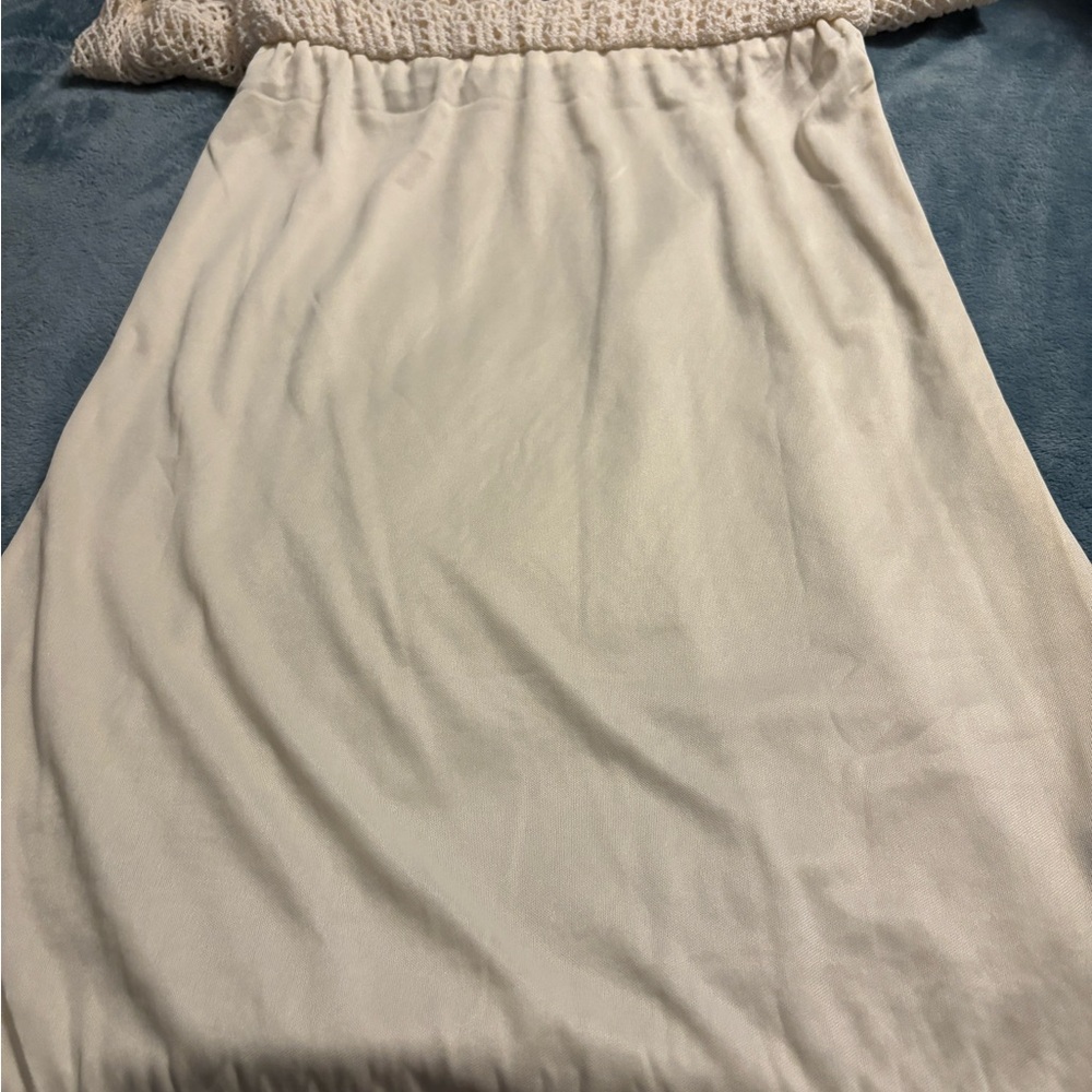 Ladies crochet skirt - Picture 5 of 6
